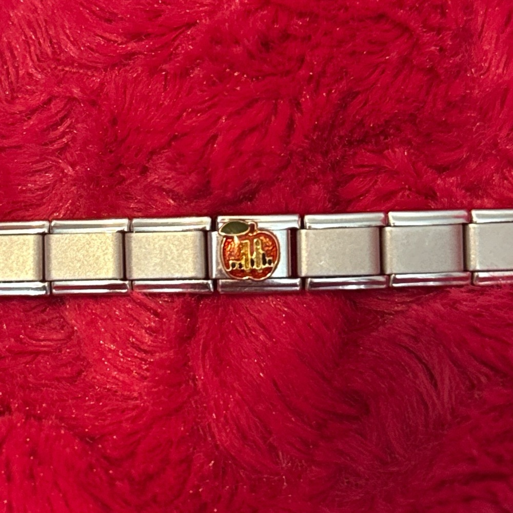 9/11 Tribute-Big Apple Italian Bracelet Charm